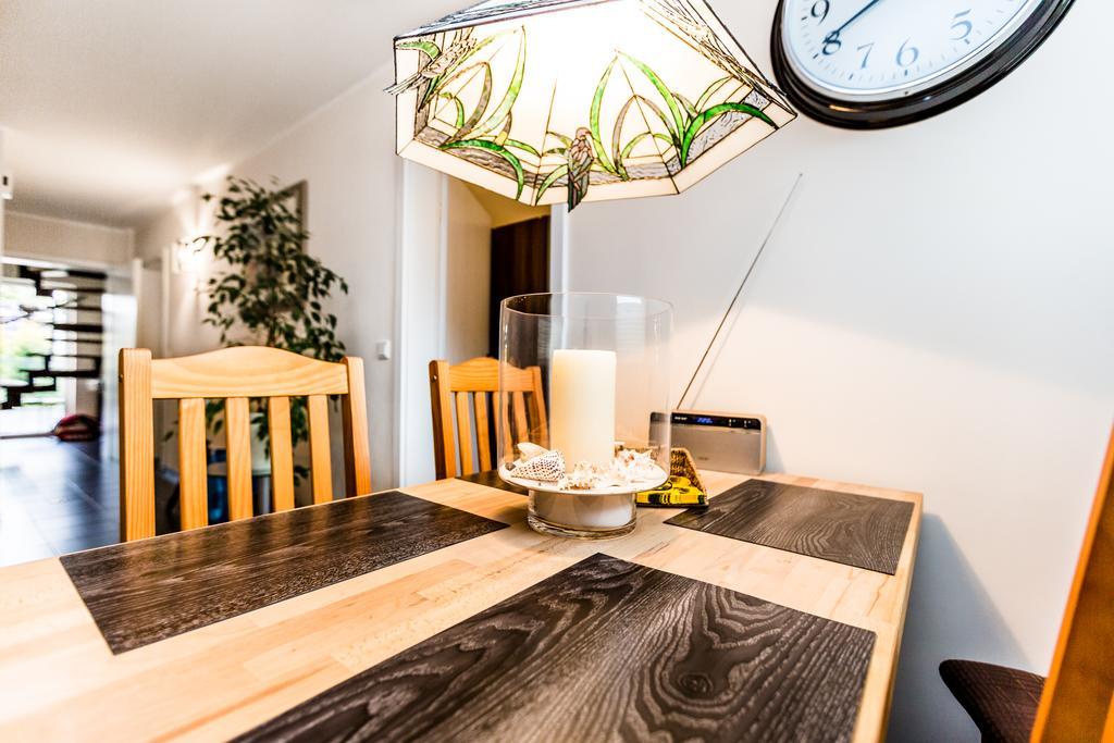 Design Apartment In Koeln Mit Terrasse Номер фото